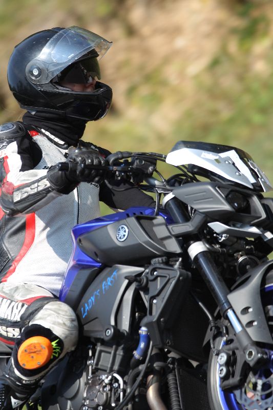 /Archiv-2018/44 06.08.2018 Dunlop Moto Ride and Test Day  ADR/Strassenfahrer-Sportfahrer grün/72